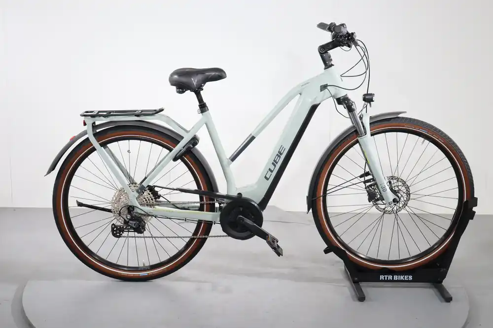 Tijdelijk Beschikbaar Cube Touring Hybrid Pro