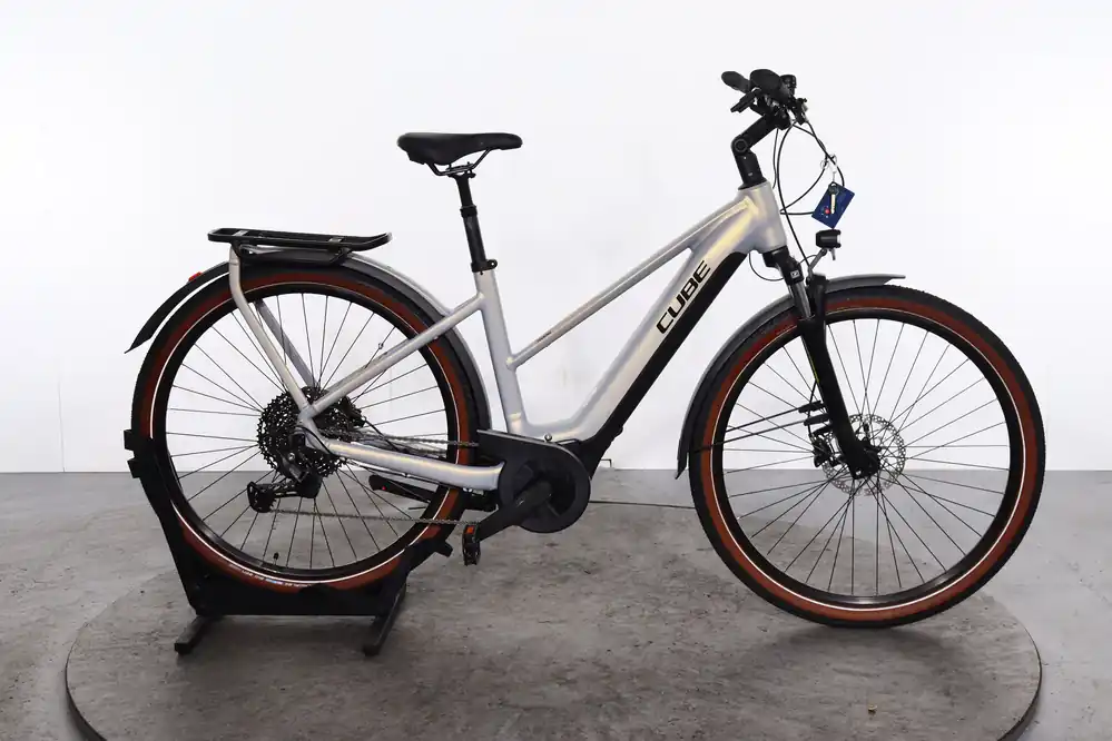 Exclusieve Aanbieding Cube Touring Hybrid Pro 625