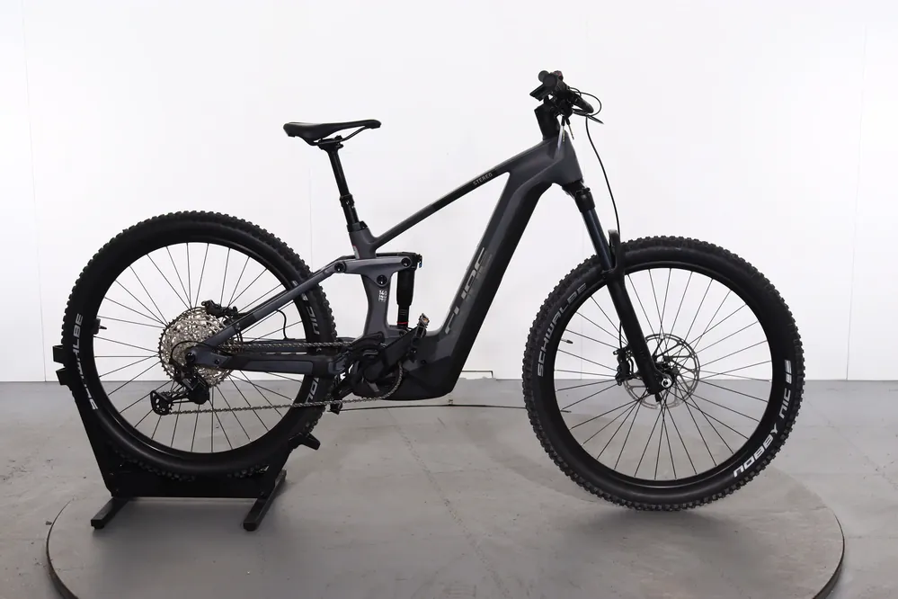 Cube Stereo Hybrid 140 Hpc Race Rechtstreeks Van De Fabrikant