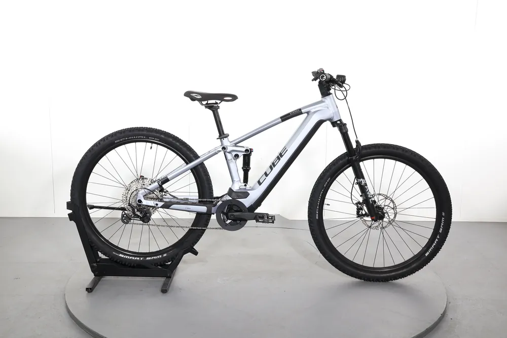 Seizoensaanbieding Cube Stereo Hybrid 120 Race 750