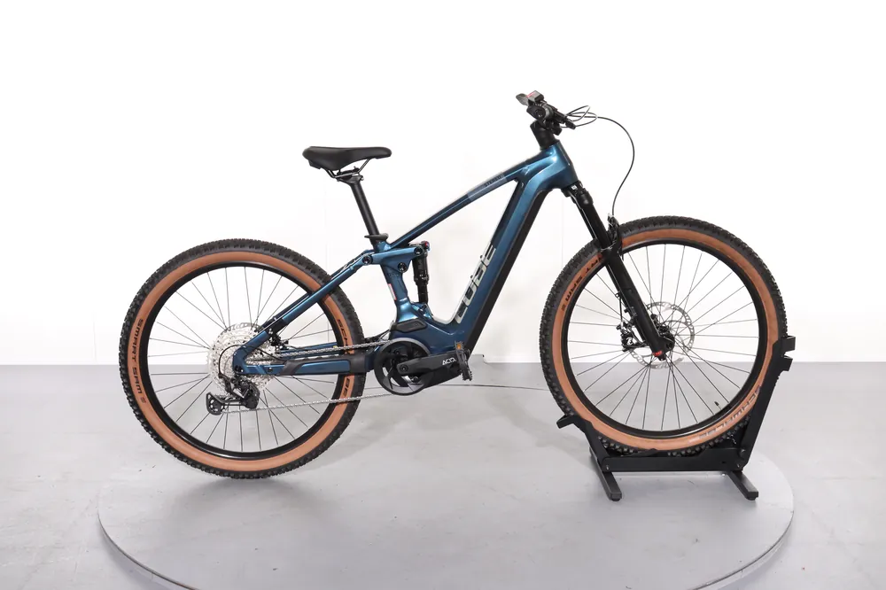 Cube Stereo Hybrid 120 Race 750 Favoriet