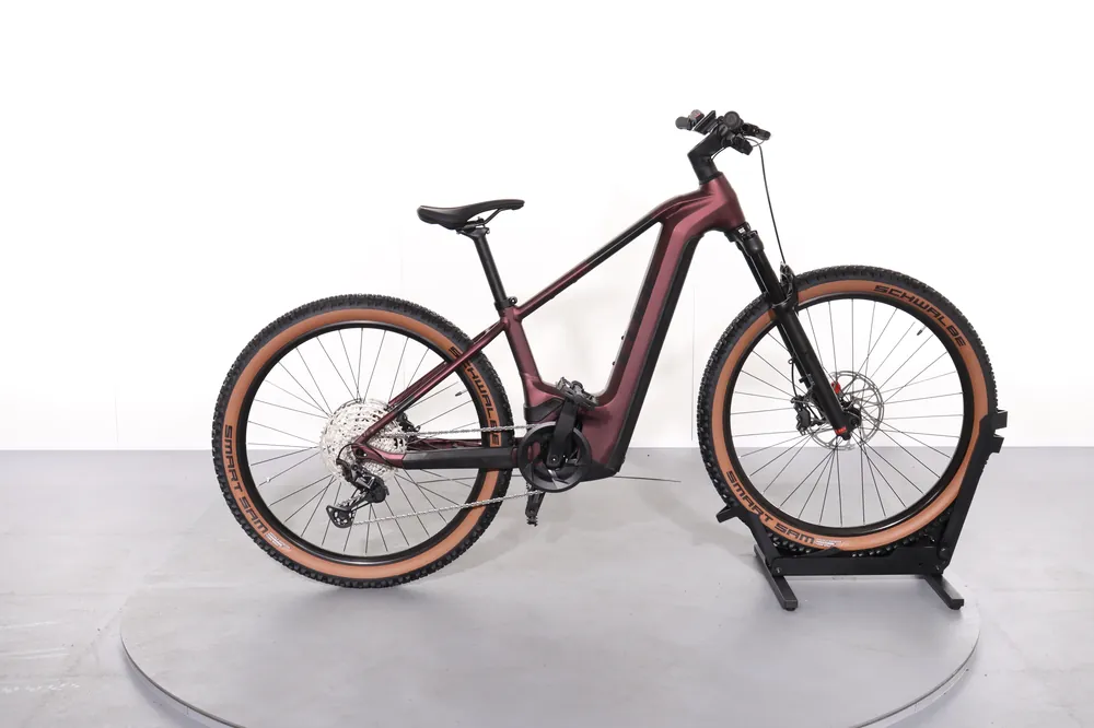 Koop Vandaag Cube Reaction Hybrid Slx 750