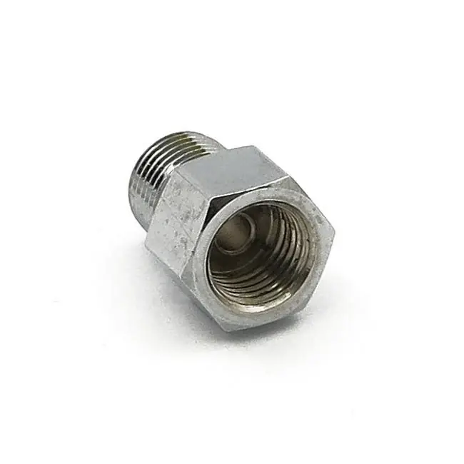 Weekendaanbieding Remleidingadapter 1/8" NPT naar 3/8"-24 rechte omgekeerde flare